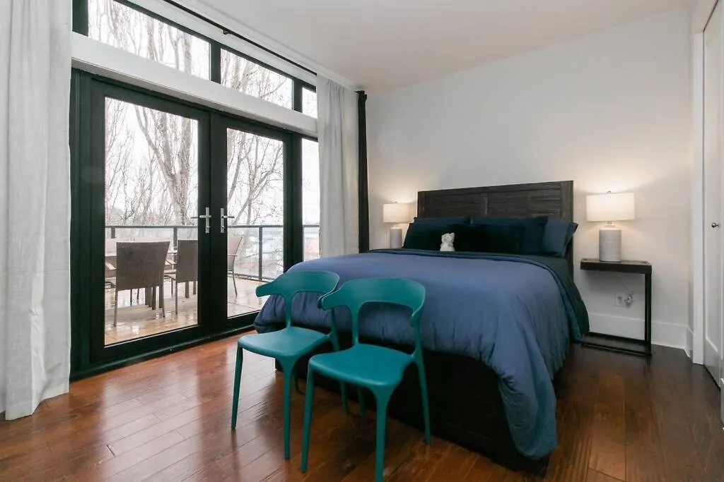 Downtown Victoria Penthouse Apartment