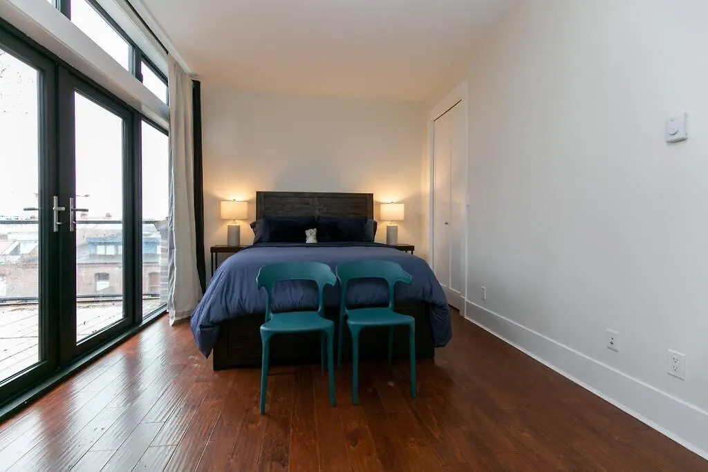 Downtown Victoria Penthouse Apartment 0*,