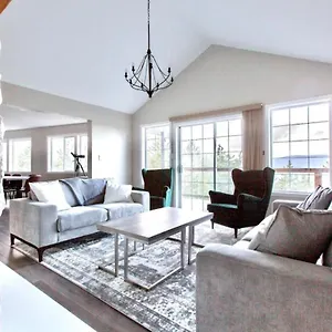  Apartment Stunning With Amazing Views Near The
